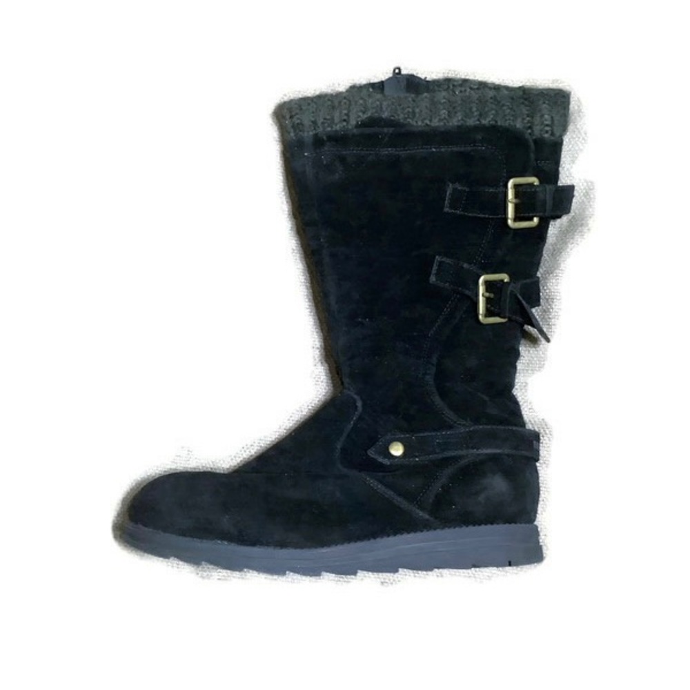 Mukluk black suede boots